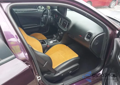 2022 Dodge Charger Scat Pack Widebody z USA, uszkodzony, nr VIN 2C3CDXGJ3NH222290